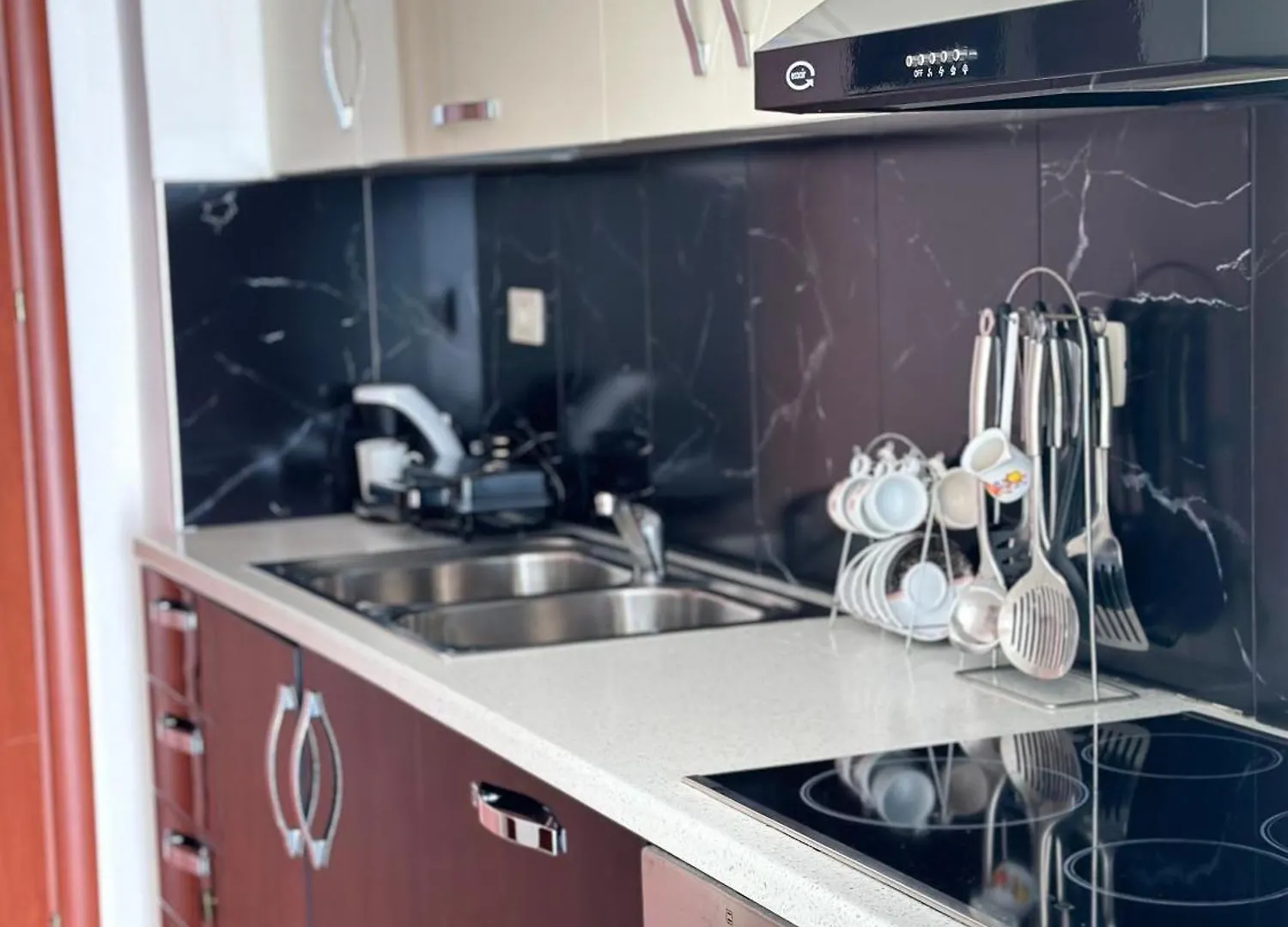 Tini Sea View Apartment Sarande Albania