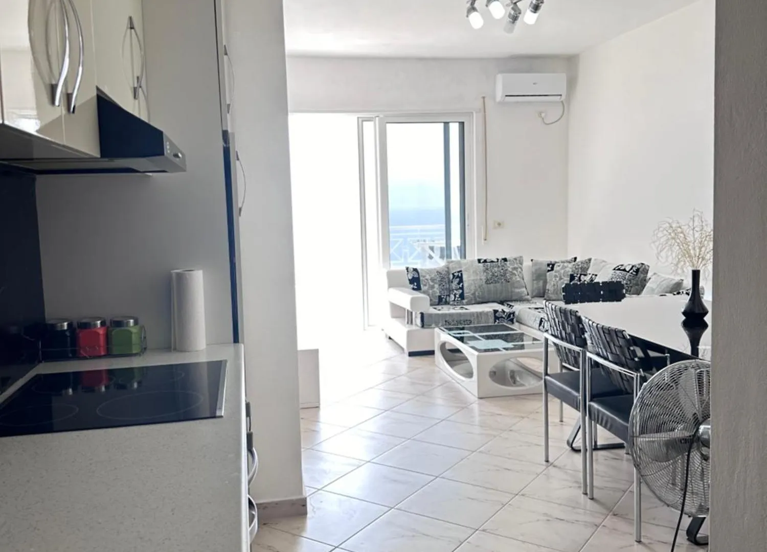 Tini Sea View Apartment Sarande