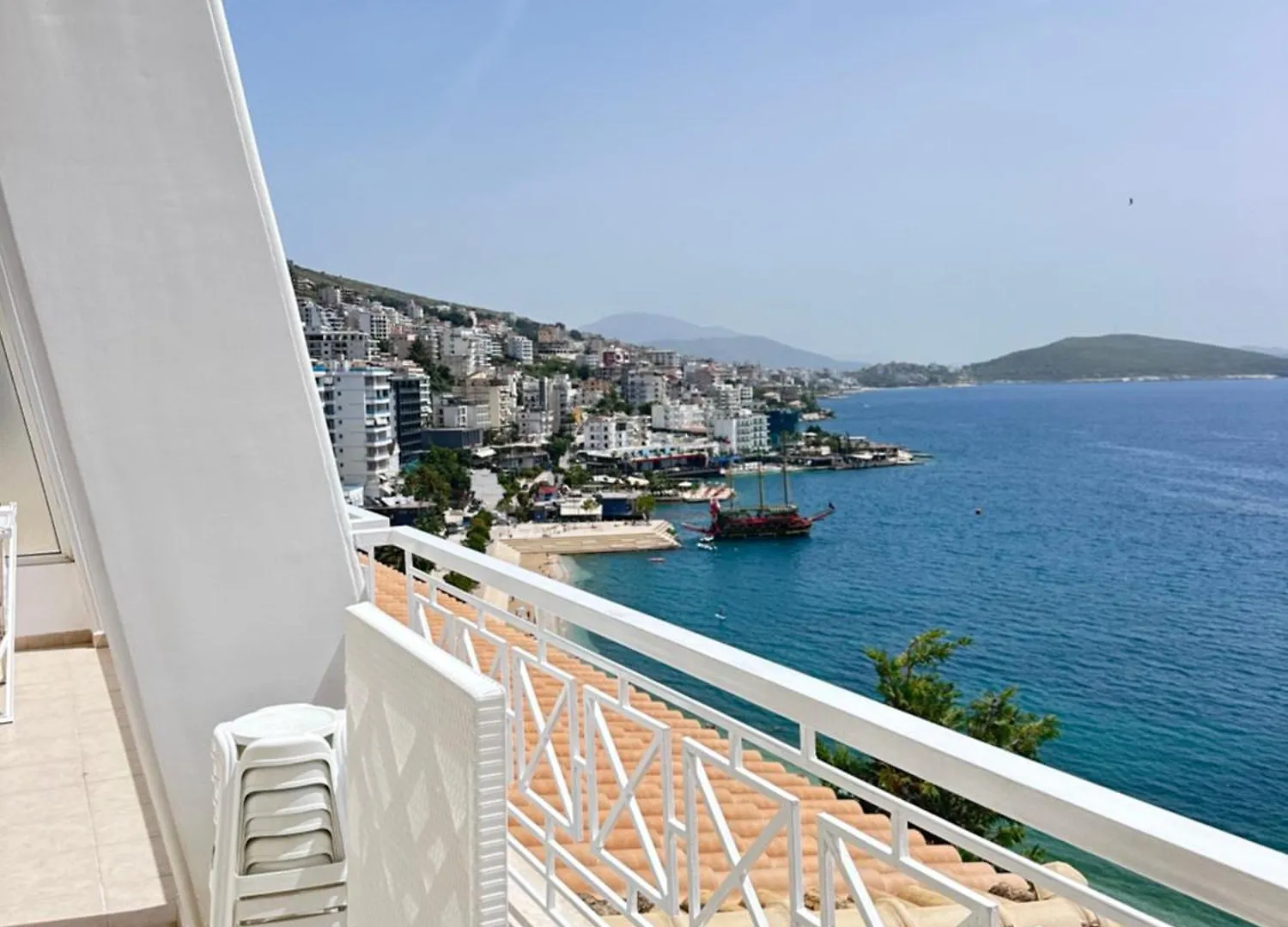 Tini Sea View Apartment Sarande